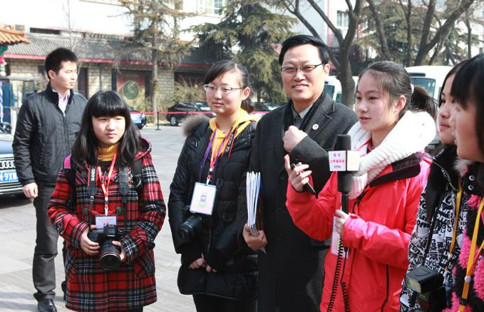 上海版的《百家姓》问世了，80%以上的张姓都取了3个名字。